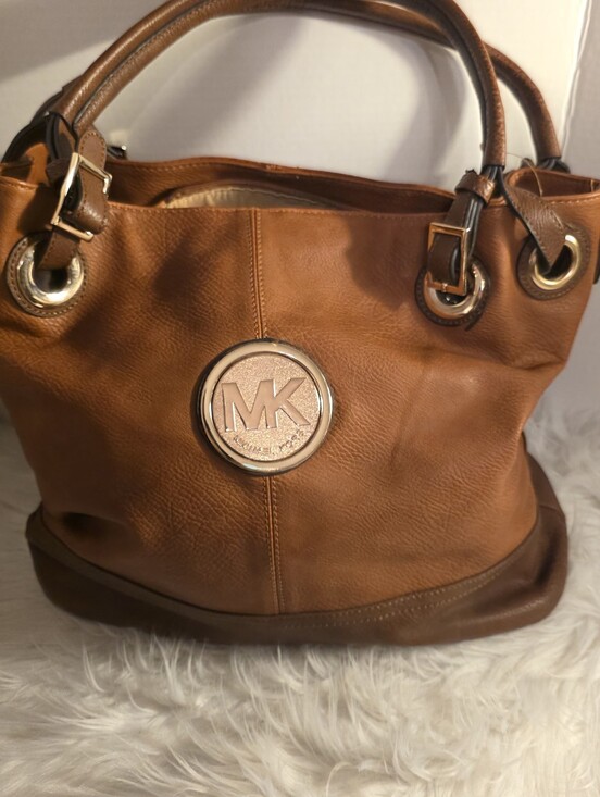 Michael Kors Handbags - Michael Kors Fulton Large Leather Shoulder Tote Bag – Brown / Gold Hardware